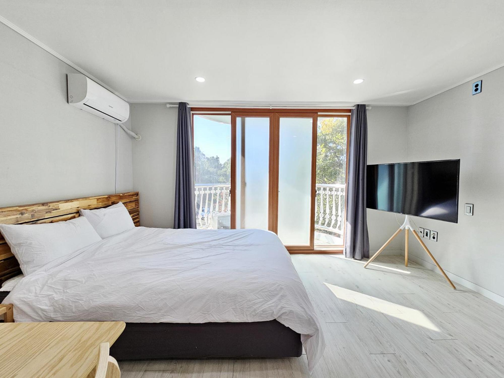 Greenside Pension Seogwipo Dış mekan fotoğraf